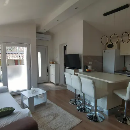 Belle Islands View Apartment Klis Esterno foto